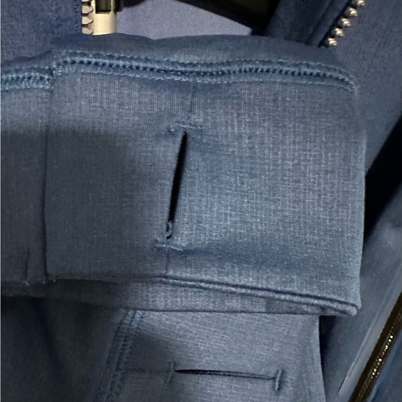 ROBERT GRAHAM…MENS SPORT PERFORMANCE SHIRT - Picture 5 of 6